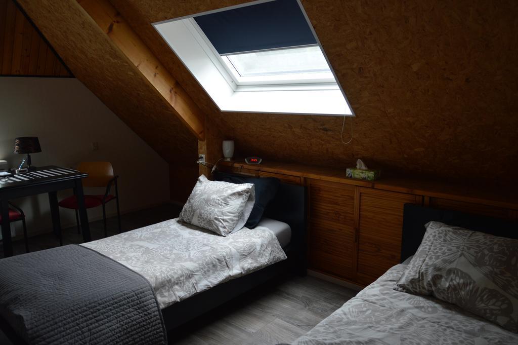 Bed and Breakfast De Pompstee Rolde Camera foto
